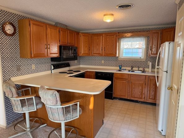 5 Virginia Ave, Marlborough MA 01752