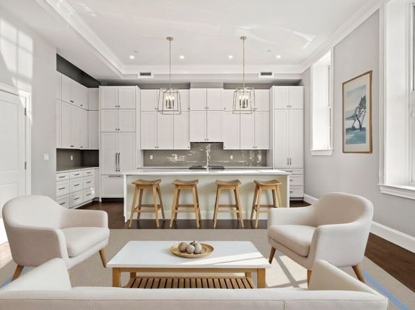 20 Mechanic Square 2, Marblehead MA 01945