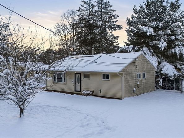 106 Baldwin Ave, Framingham MA 01701