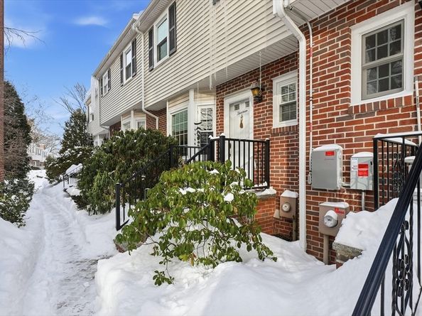 210 Belmont Street 13, Watertown MA 02472