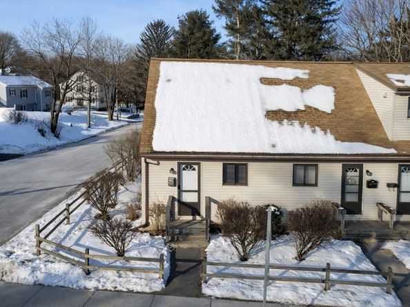 508 High St 508, Clinton MA 01510