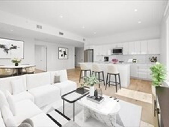 2149 Washington St 604, Boston MA 02119