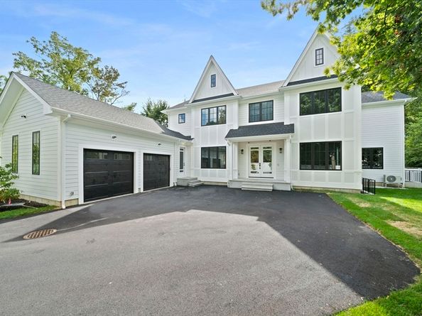 42 Bow Rd, Newton MA 02459