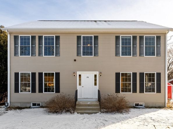 303 School St, Acton MA 01720