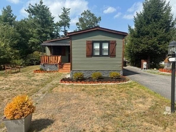 31 Presidents Way, Carver MA 02330