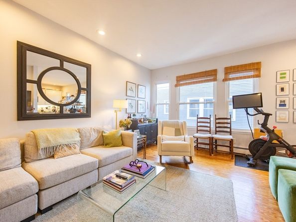 88 Hancock St 12, Cambridge MA 02139