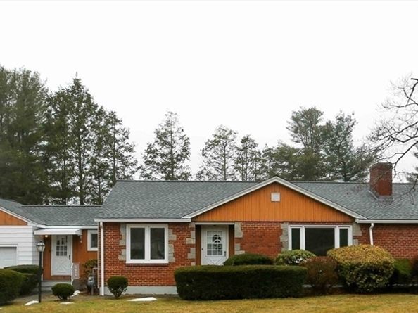 437 Salisbury St, Worcester MA 01609