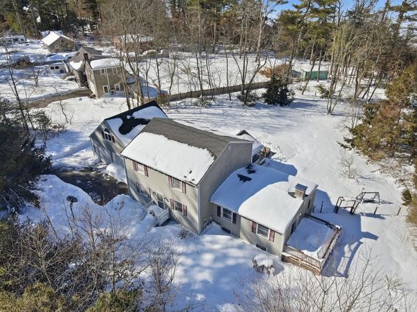 40 Fosdick, Carver MA 02330