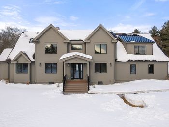 14 Fiske Pond Road