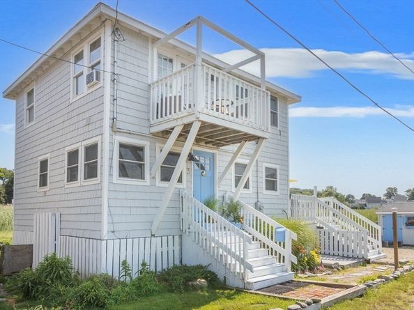 3 Bayview Street, Hull MA 02045