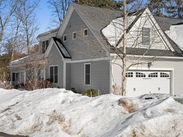 5 N. Pond Way 28, Hopkinton MA 01748