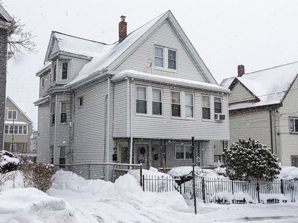 37 Argyle St, Everett MA 02149