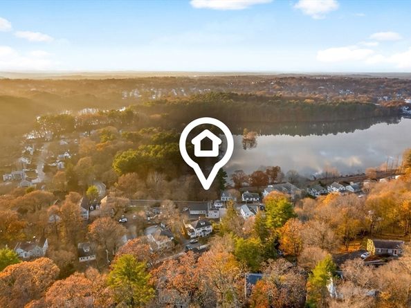 762 Main Street, Wakefield MA 01880