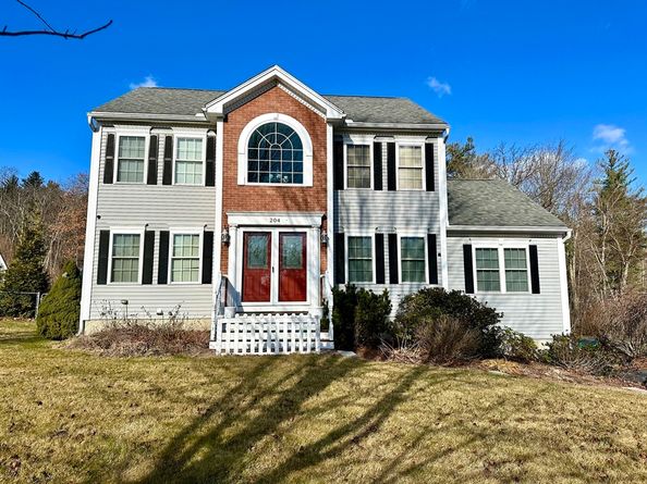 204 Roosevelt St, Fitchburg MA 01420