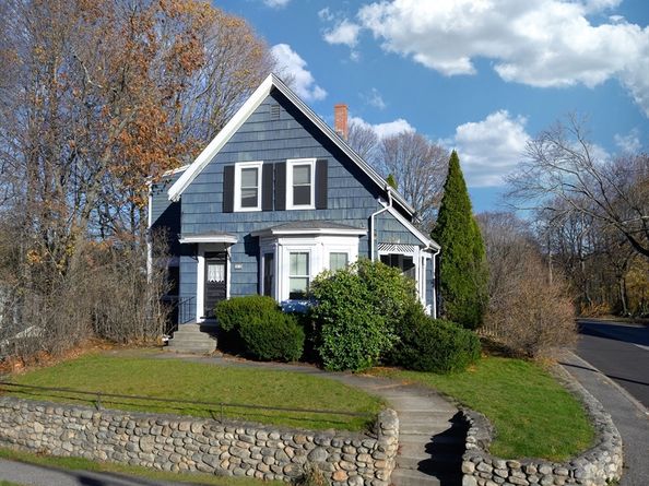 31 Marion St, Natick MA 01760