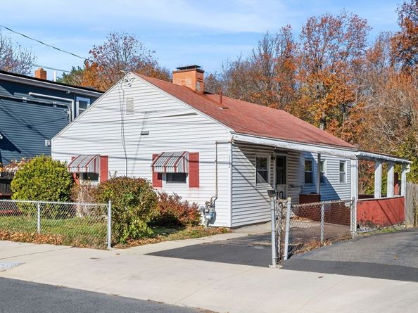 112 Hadley St, Malden MA 02148