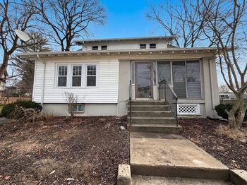 10 Perrot St