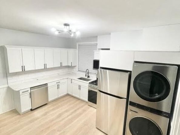 33 Oak St, Boston MA 02136