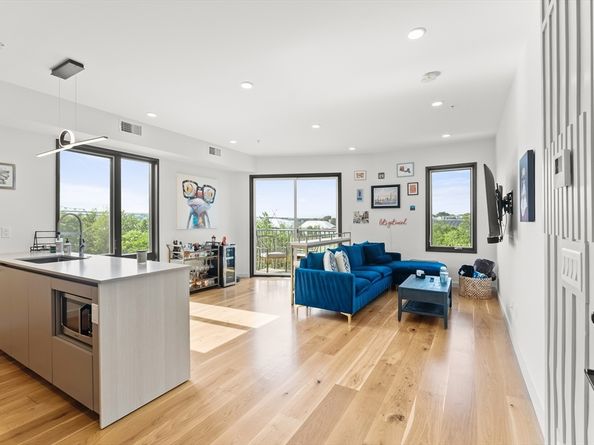 191 Condor St 9, Boston MA 02128