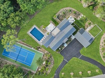 286 Country Dr