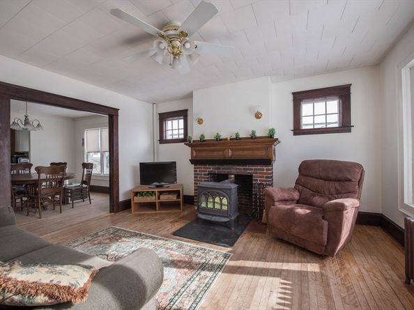 32 Clifton Street, Fitchburg MA 01420