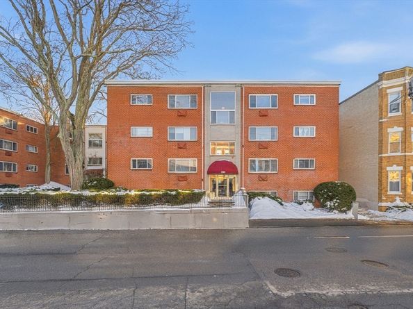 239 Kelton St 41, Boston MA 02134