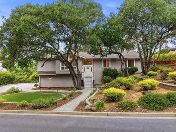 7111 Wooded Lake Drive