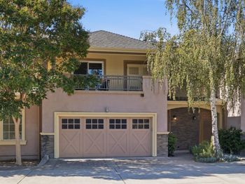 1913 Vida Court