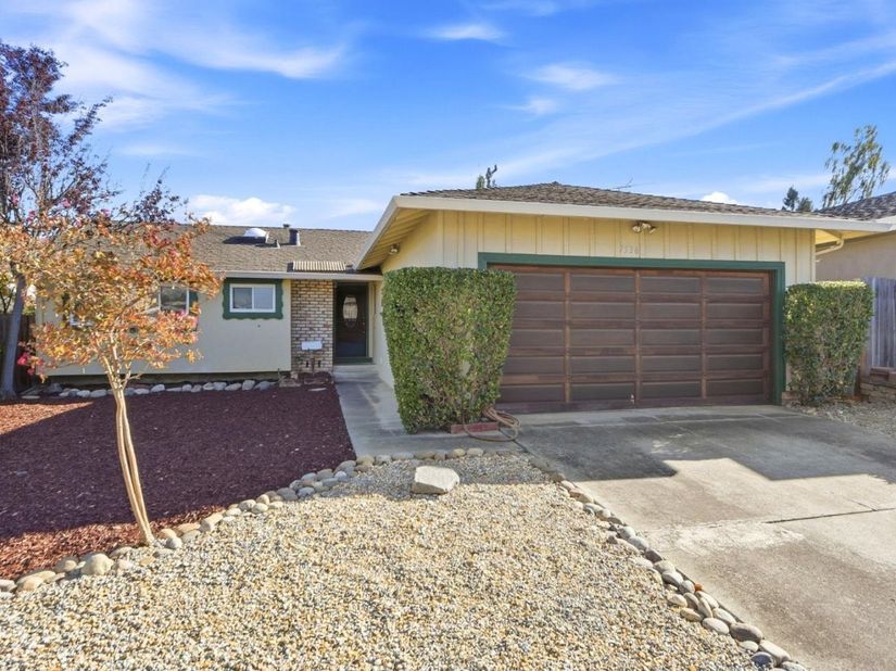 7536 Dumas Drive, Cupertino CA 95014