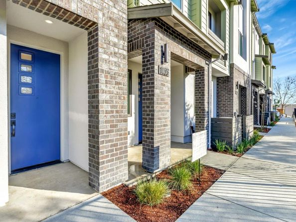 1101 Juana Court, Palo Alto CA 94303