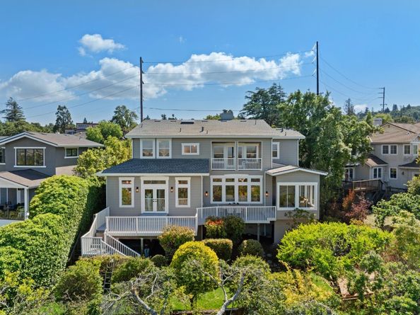 853 Vista Drive, Redwood City CA 94062