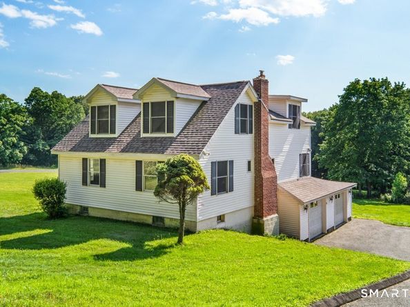 30 Old Middle Road, Brookfield CT 06804