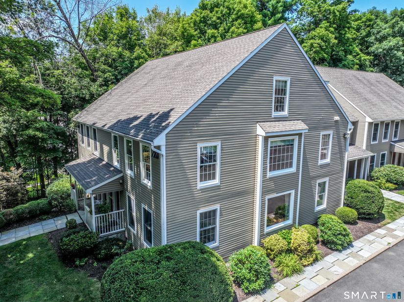 56 Portland Avenue 3, Redding CT 06896