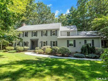 45 E Common Road