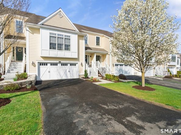 46 Great Heron Lane 46, Brookfield CT 06804