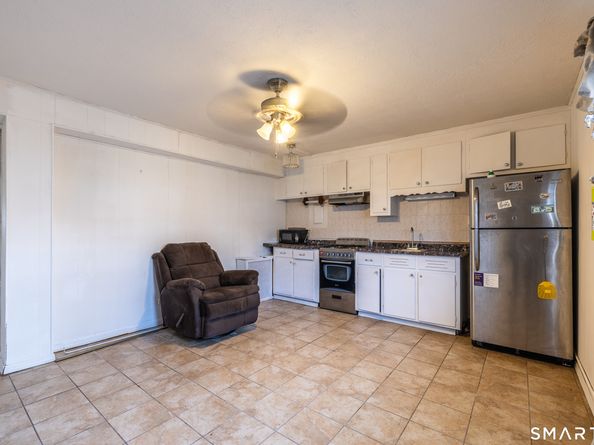 317 Granfield Avenue B, Bridgeport CT 06610