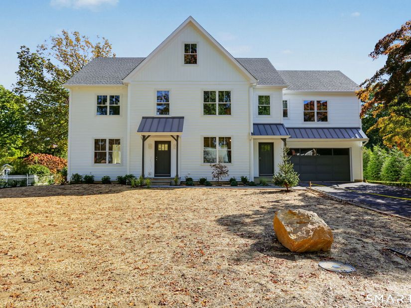 301 Godfrey Road, Fairfield CT 06825