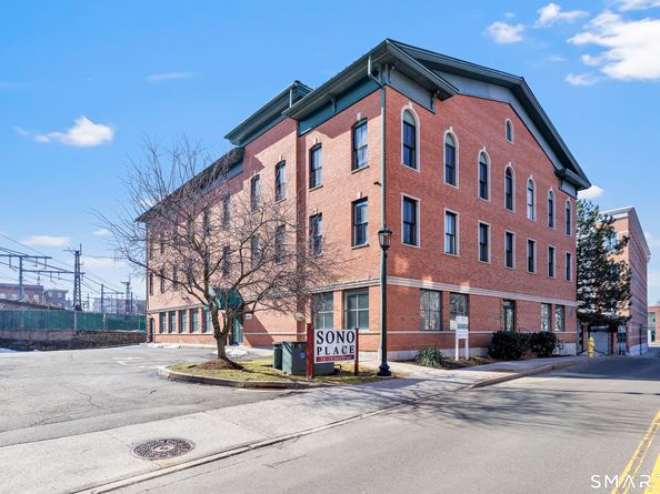 16 Ann Street 22, Norwalk CT 06854