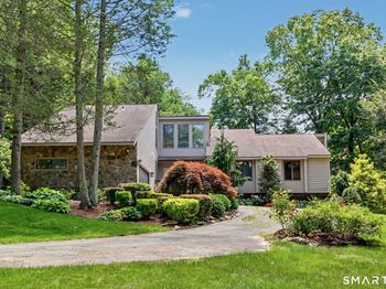 4 Scenic Hill Lane