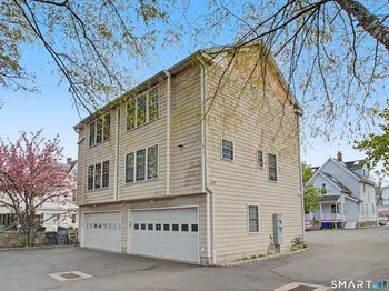 10 B Elm Street