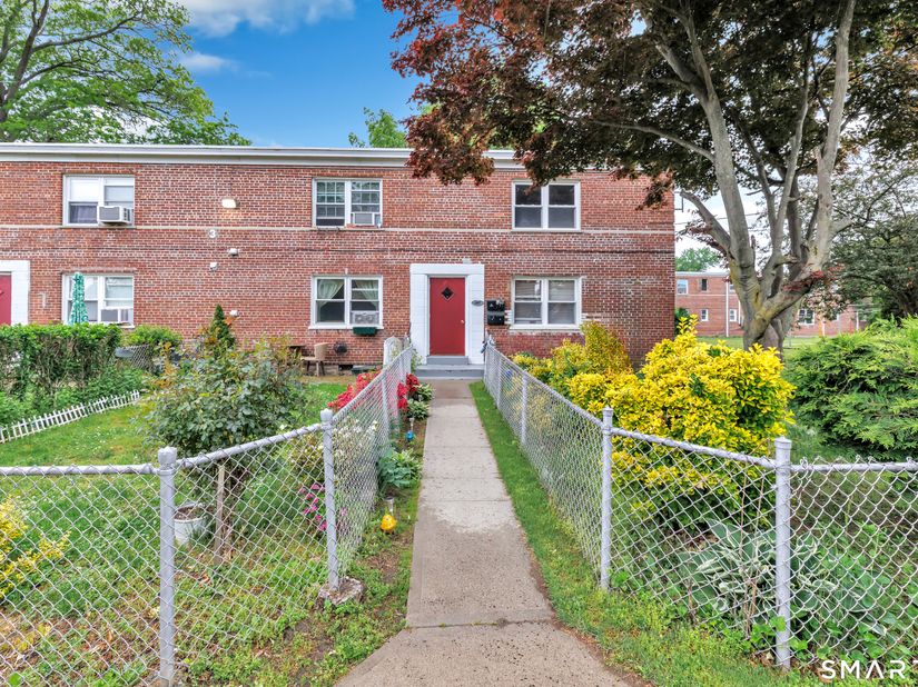 397-Building #3 Grandfield Avenue C, Bridgeport CT 06610