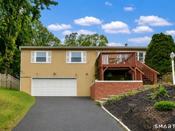 123 River Road