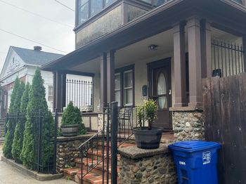 33-35 Ash Street