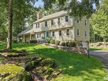 75 Ledgewood Drive