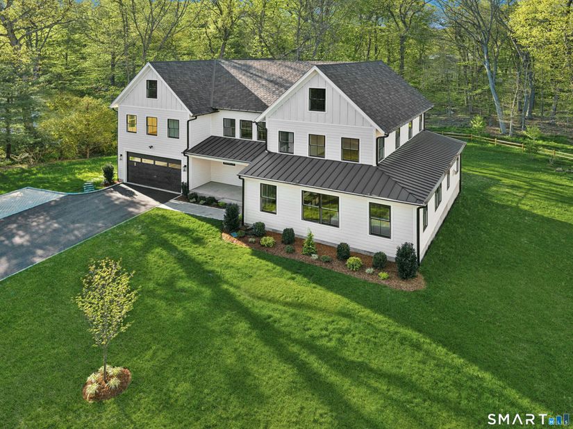 20 Marianne Road, Darien CT 06820