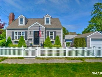 11 Oldfield Drive