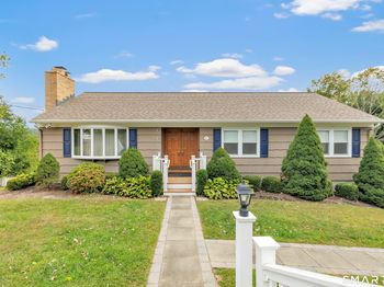 25 Riverview Avenue