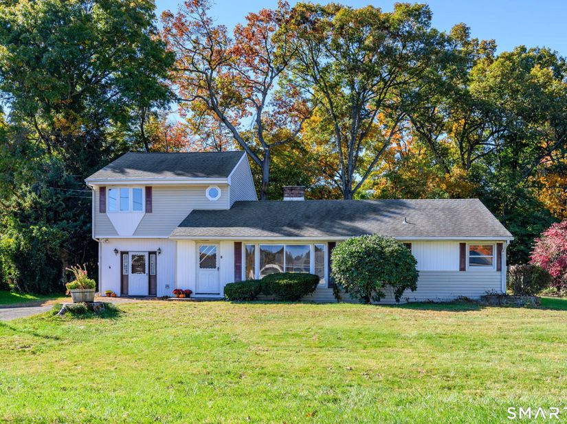 7 Apple Blossom Lane, Danbury CT 06811