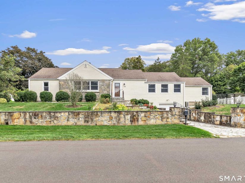 12 Plumb Road, Trumbull CT 06611