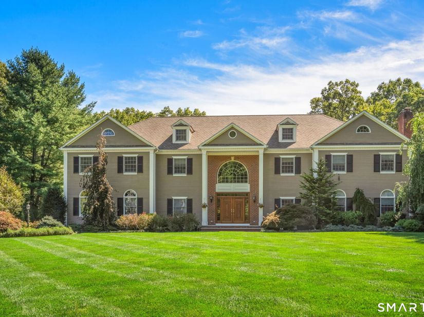 15 Adirondack Trail, Easton CT 06612